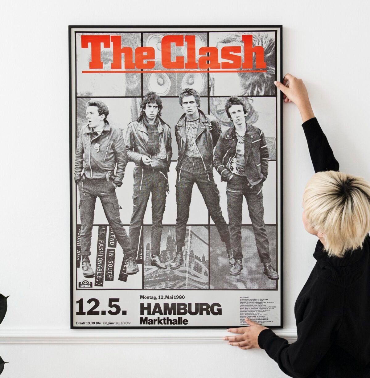 New Music Movement 1980 ポスター Vintage 1980 The Clash Hamburg Concert Poster – Punk Rock Legends